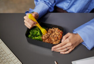 Zatrucie posiłkiem jako wypadek przy pracy